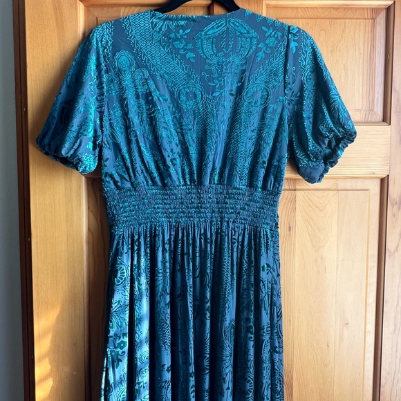 Baltic Born Leslie Velvet Maxi Dress - Emerald - Size M - Picture 6 of 8
